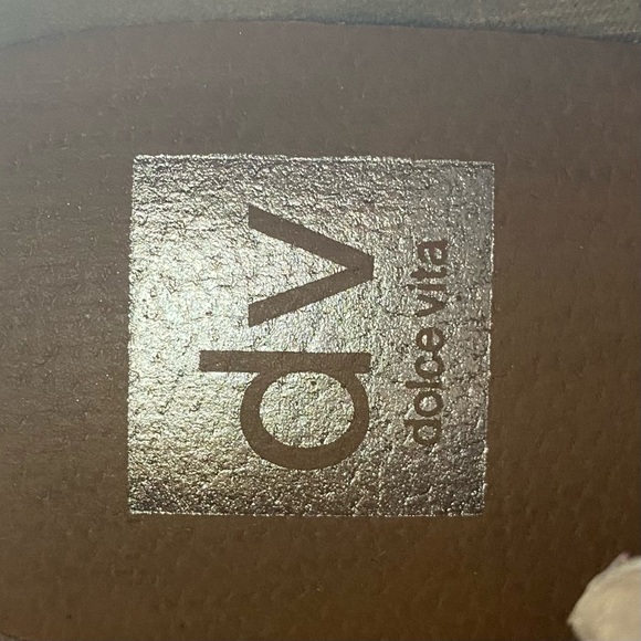 Dolce Vita Womens Booties Gerdy Beige Vegan Leather Ankle Wedge Neutral Casual - Picture 8 of 12